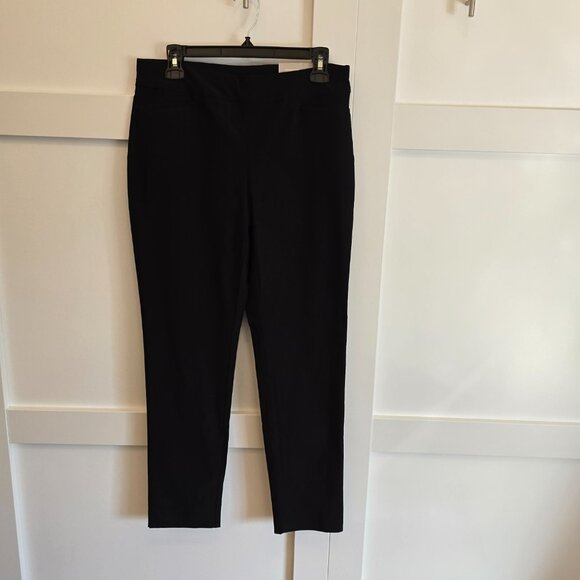 Chico's Brigitte Slim Leg Ankle Pants, Black, Chico's Size 0.5 (US 6) NWT - Picture 4 of 8